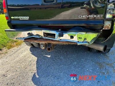 Zdjęcie 12 z 13 samochodu: 2007 CHEVROLET SILVERADO K3500 VIN:1GCJK33DX7F131930 - miniatura