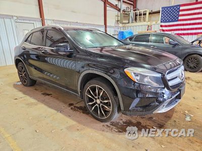 Czwarte zdjęcie samochodu z boku: 2017 MERCEDES-BENZ GLA 250 VIN:WDCTG4EB1HJ296298 - miniatura
