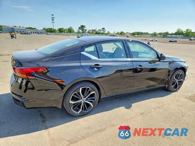 Trzecie zdjęcie samochodu z tyłu: 2024 NISSAN ALTIMA SR VIN:1N4BL4CV6RN435870 - miniatura