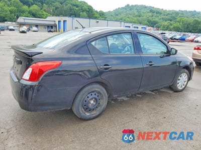Trzecie zdjęcie samochodu z tyłu: 2017 NISSAN VERSA 1.6 S PLUS VIN:3N1CN7AP7HL871420 - miniatura