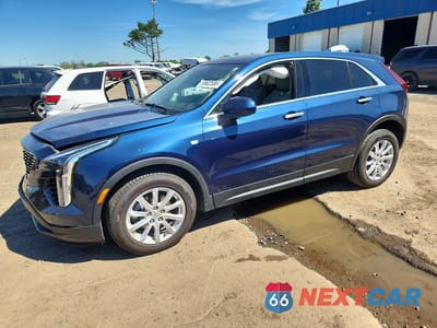 2022 CADILLAC XT4 LUXURY 1GYAZAR49NF137944 - główne zdjęcie licytacji z USA - miniatura
