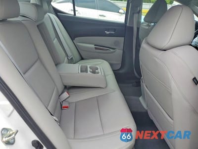 Zdjęcie 10 z 12 samochodu: 2017 ACURA TLX TECH VIN:19UUB2F52HA002608 - miniatura