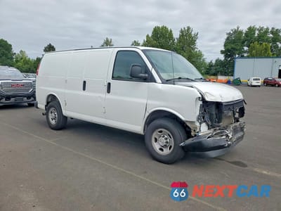 Czwarte zdjęcie samochodu z boku: 2025 CHEVROLET EXPRESS G2500 VIN:1GCWGAFP7S1115644 - miniatura