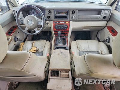 Zdjęcie 8 z 13 samochodu: 2006 JEEP COMMANDER LIMITED VIN:1J8HH58NX6C179429 - miniatura