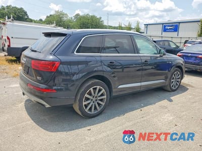 Trzecie zdjęcie samochodu z tyłu: 2018 AUDI Q7 PRESTIGE VIN:WA1VAAF78JD030011 - miniatura