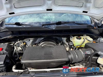 Zdjęcie 11 z 12 samochodu: 2019 CHEVROLET SILVERADO C1500 VIN:1GCRWAEF0KZ206376 - miniatura