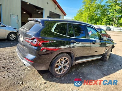 Trzecie zdjęcie samochodu z tyłu: 2022 BMW X3 SDRIVE30I VIN:5UX43DP05N9J77733 - miniatura