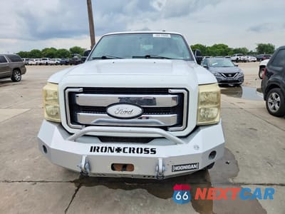 Piąte zdjęcie samochodu w środku: 2016 FORD F250 SUPER DUTY VIN:1FT7W2BT0GEB32740 - miniatura