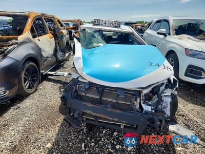 Piąte zdjęcie samochodu w środku: 2016 TOYOTA CAMRY HYBRID LE VIN:4T1BD1FKXGU185393 - miniatura