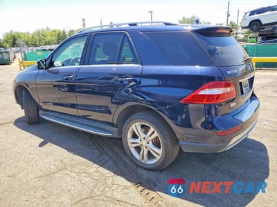 Drugie zdjęcie samochodu z przodu: 2015 MERCEDES-BENZ ML 350 4MATIC VIN:4JGDA5HB1FA565678 - miniatura