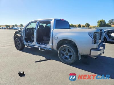 Drugie zdjęcie samochodu z przodu: 2010 TOYOTA TUNDRA CREWMAX SR5 VIN:5TFEY5F13AX096355 - miniatura