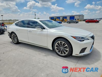 Czwarte zdjęcie samochodu z boku: 2021 LEXUS LS 500 BASE VIN:JTHD51FF3M5015068 - miniatura