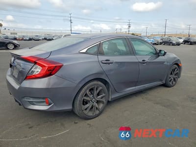 Trzecie zdjęcie samochodu z tyłu: 2019 HONDA CIVIC SPORT VIN:19XFC2F81KE212720 - miniatura