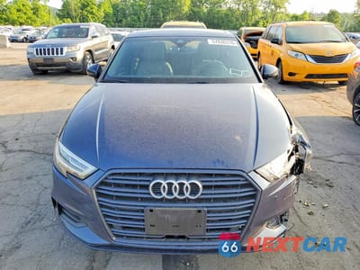 Piąte zdjęcie samochodu w środku: 2020 AUDI A3 PREMIUM PLUS VIN:WAUCUGFF6LA017421 - miniatura