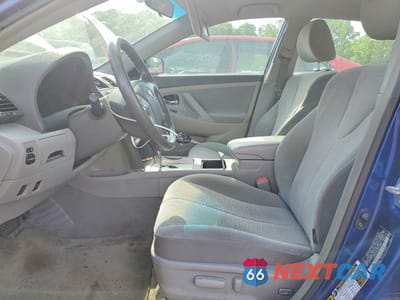 Zdjęcie 7 z 12 samochodu: 2010 TOYOTA CAMRY LE VIN:4T4BF3EK5AR003801 - miniatura