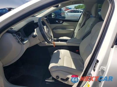 Zdjęcie 7 z 13 samochodu: 2024 VOLVO XC60 PLUS VIN:YV4L12RL8R1917663 - miniatura