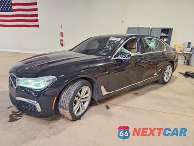 2016 BMW 750 XI WBA7F2C51GG418551 - główne zdjęcie licytacji z USA - miniatura