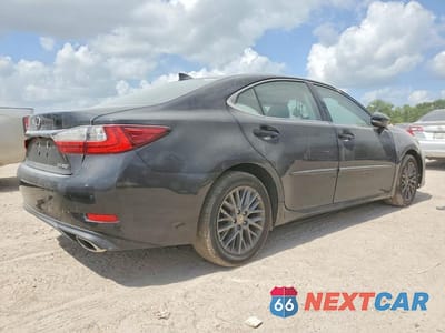 Trzecie zdjęcie samochodu z tyłu: 2018 LEXUS ES 350 VIN:58ABK1GG6JU115454 - miniatura