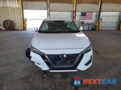 Piąte zdjęcie samochodu w środku: 2022 NISSAN SENTRA SV VIN:3N1AB8CV0NY257163 - miniatura