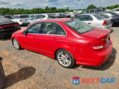 Drugie zdjęcie samochodu z przodu: 2014 MERCEDES-BENZ C 300 4MATIC VIN:WDDGF8ABXER312329 - miniatura
