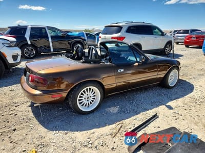 Trzecie zdjęcie samochodu z tyłu: 1995 MAZDA MX-5 MIATA VIN:JM1NA3537S0614117 - miniatura