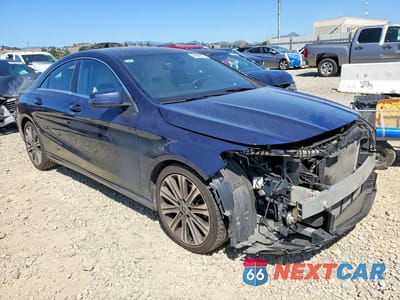 Czwarte zdjęcie samochodu z boku: 2018 MERCEDES-BENZ CLA 250 VIN:WDDSJ4EB0JN601667 - miniatura