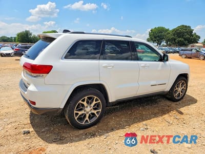 Trzecie zdjęcie samochodu z tyłu: 2018 JEEP GRAND CHEROKEE LIMITED VIN:1C4RJFBG3JC325002 - miniatura