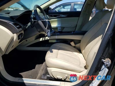 Zdjęcie 7 z 12 samochodu: 2014 LINCOLN MKZ VIN:3LN6L2G98ER818323 - miniatura