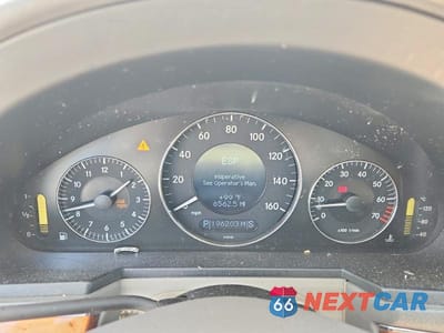 Zdjęcie 9 z 12 samochodu: 2007 MERCEDES-BENZ E 350 VIN:WDBUF56X97B022335 - miniatura