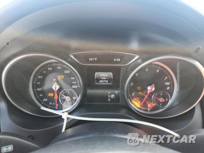 Zdjęcie 9 z 12 samochodu: 2019 MERCEDES-BENZ CLA 250 VIN:WDDSJ4EB7KN713898 - miniatura