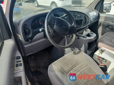Zdjęcie 8 z 13 samochodu: 2002 FORD E350 DELIVERY VAN VIN:1FTSS34S62HB25623 - miniatura