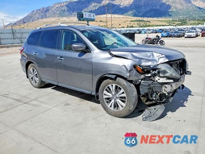 Czwarte zdjęcie samochodu z boku: 2020 NISSAN PATHFINDER S VIN:5N1DR2AM8LC575787 - miniatura