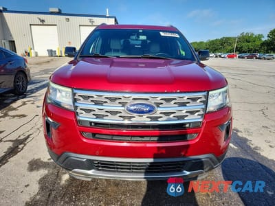 Piąte zdjęcie samochodu w środku: 2018 FORD EXPLORER XLT VIN:1FM5K7DH2JGA87073 - miniatura