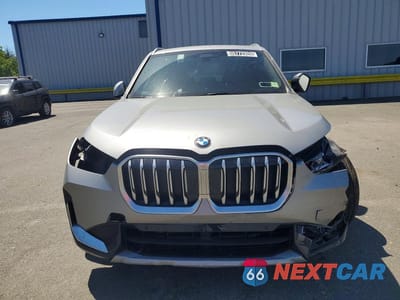 Piąte zdjęcie samochodu w środku: 2026 BMW X1 XDRIVE28I VIN:WBX73EF05T5627586 - miniatura