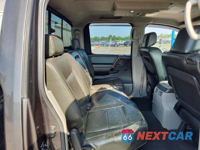 Zdjęcie 10 z 12 samochodu: 2004 NISSAN TITAN XE VIN:1N6AA07B04N580459 - miniatura