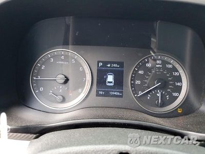Zdjęcie 9 z 12 samochodu: 2019 HYUNDAI TUCSON SE VIN:KM8J23A41KU019438 - miniatura