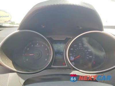 Zdjęcie 9 z 12 samochodu: 2016 HYUNDAI VELOSTER BASE VIN:KMHTC6AD5GU248980 - miniatura