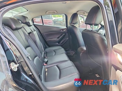 Zdjęcie 10 z 12 samochodu: 2018 MAZDA 3 TOURING VIN:3MZBN1V32JM164414 - miniatura