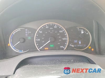 Zdjęcie 9 z 13 samochodu: 2015 LEXUS CT 200 VIN:JTHKD5BH5F2217262 - miniatura