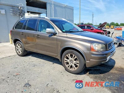 Czwarte zdjęcie samochodu z boku: 2013 VOLVO XC90 3.2 VIN:YV4952CZ6D1645862 - miniatura