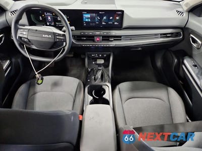 Zdjęcie 8 z 12 samochodu: 2025 KIA K4 LXS VIN:3KPFT4DE5SE099956 - miniatura