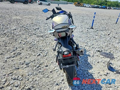 Czwarte zdjęcie samochodu z boku: 2025 YAMAHA YFZ320 A VIN:MH3RH25E7SK004703 - miniatura
