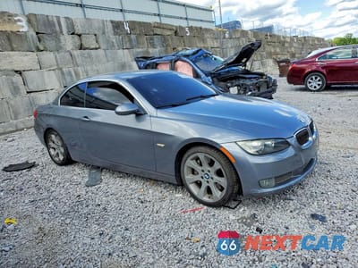 Czwarte zdjęcie samochodu z boku: 2007 BMW 335 I VIN:WBAWL73507PX49901 - miniatura