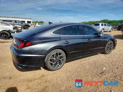Trzecie zdjęcie samochodu z tyłu: 2022 HYUNDAI SONATA N LINE VIN:5NPEK4JC7NH135826 - miniatura