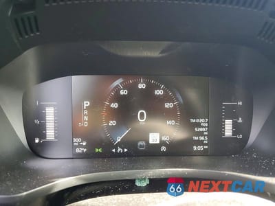 Zdjęcie 9 z 13 samochodu: 2019 VOLVO XC60 T5 VIN:LYV102RK8KB236745 - miniatura