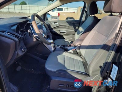 Zdjęcie 7 z 13 samochodu: 2016 FORD ESCAPE SE VIN:1FMCU0GX6GUA21227 - miniatura