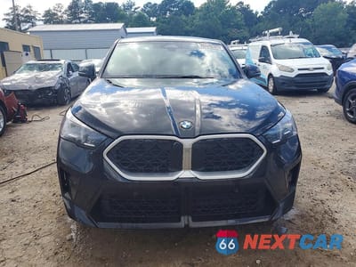 Piąte zdjęcie samochodu w środku: 2026 BMW X2 XDRIVE28I VIN:WBX63GM07T5501241 - miniatura