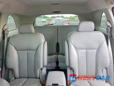 Zdjęcie 10 z 14 samochodu: 2008 CHRYSLER PACIFICA TOURING VIN:2A8GM68X08R662792 - miniatura