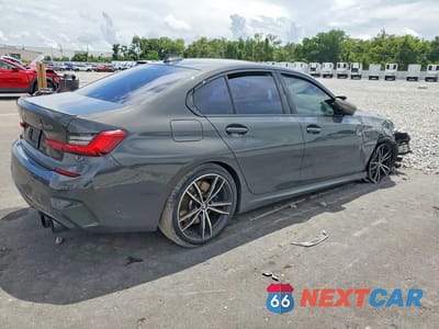 Trzecie zdjęcie samochodu z tyłu: 2020 BMW M340I VIN:WBA5U7C00LFH12184 - miniatura