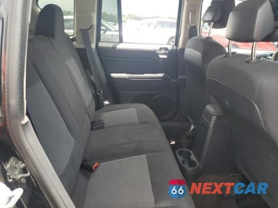 Zdjęcie 11 z 13 samochodu: 2015 JEEP COMPASS SPORT VIN:1C4NJCBA4FD318201 - miniatura